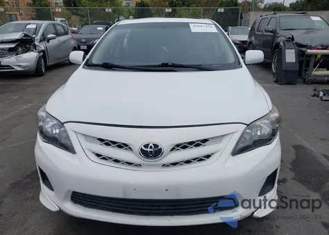 2011 Toyota Corolla S z USA, uszkodzony, nr VIN 2T1BU4EE7BC695661